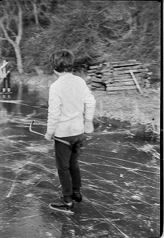 Skating Woodside Lindie